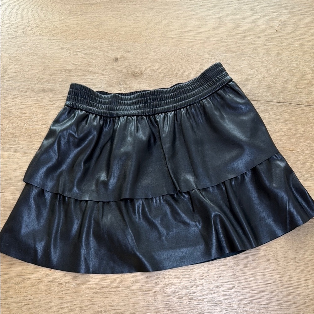 Alice + Olivia Black Ruffled Jia Vegan Leather Mini Skirt